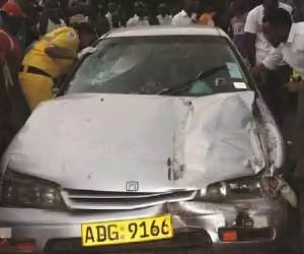 Photo: Married Zimbabwe Pastor Involved In Car Accident During S*x With School Girl